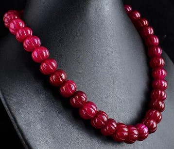 Heel mooie ketting, handgemaakte robijnpompoenkralen - 495