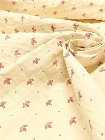 L’eleganza del passato – San Leucio in avorio e rose antiche