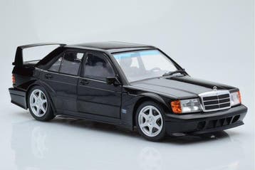 Solido 1:18 - Voiture miniature - Mercedes-Benz 190E 2.5-16