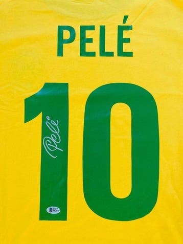 Escape to Victory - Pele - Signed Brasil Jersey - With, Nieuw