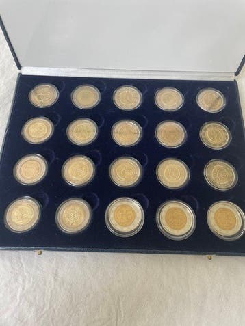 Europa. 2 Euro / Medal 2009/2012 (17 coins + 3 medals)