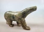 Polar Bear - Inuit Art - Serpentine - sculptuur - Groenland