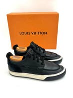 Louis Vuitton - Sneakers - Taille : EU 41.5, Nieuw