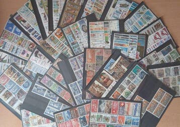 Wereld 1960/2015 - XXL-lot met 600 bladjes, blokken en, Postzegels en Munten, Gestempeld