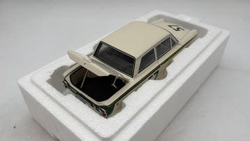 Autoart 1:18 - Modelauto - Lotus Cortina MK I Crystal Palace, Nieuw