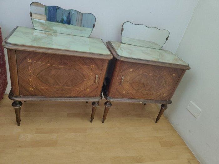 Nachtkastje (2) - Hout, Glas - Antiek meubel, Antiek en Kunst, Curiosa en Brocante
