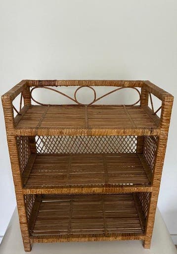 Kast - Rattan - Vintage rotan kastje (etagère) met drie