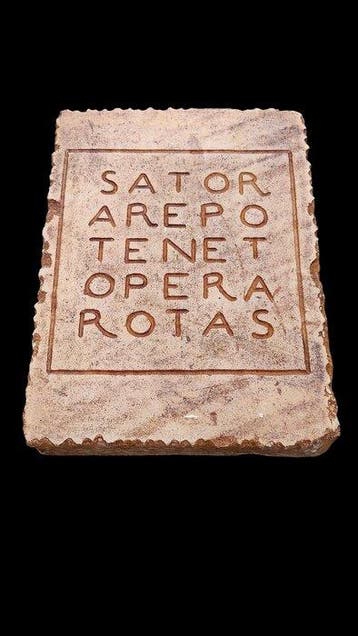 sculptuur, Quadrato Di Sator - 25 cm - mineraalsteen