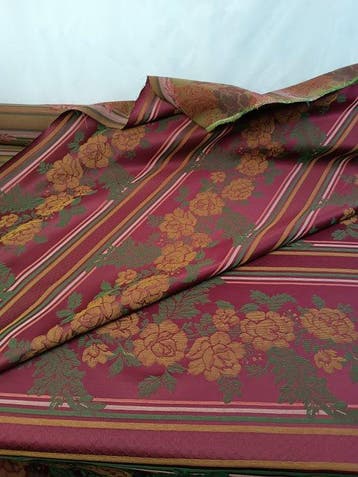 Meubelstof - 600 cm - 140 cm - Elegante jacquard