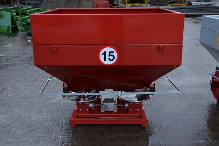 Kraffter JMS1000 kunstmeststrooier, Articles professionnels, Agriculture | Outils