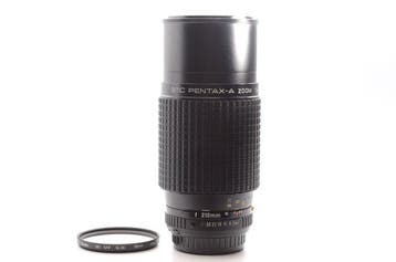 Pentax 2x smc-A Zoomlenses: 4/70-210mm + 3.5-4.5/35-70mm |