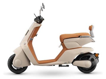 Veiling - Keren Stardust elektrische scooter – wit – 45, Nieuw