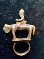 Anneau avec figure de cavalier (Senufo), fin du XIXe siècle