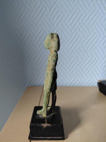 Oud-Egyptisch - Gepatineerd brons Beeldje - 11 cm