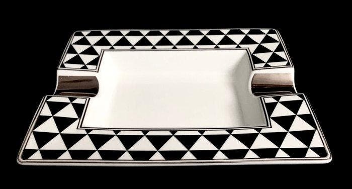 Angelo - Zonder minimumprijs - Asbak - A “ black and white “, Verzamelen, Rookartikelen, Aanstekers en Luciferdoosjes