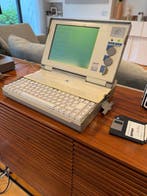 Olivetti M15 Vintage Portable Computer – Complete with, Nieuw