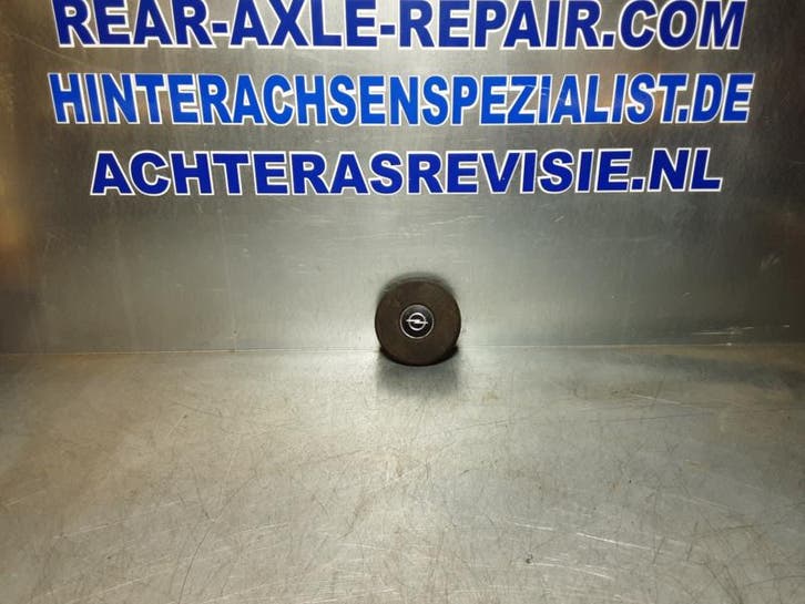 Drukknop claxon Opel stuur. (Interieur), Auto-onderdelen, Interieur en Bekleding, Gebruikt, Opel, Verzenden