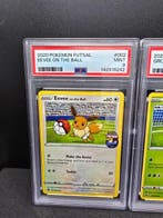 Pokémon - 2 Graded card - Eevee, Grookey #002 / #003 Carte, Nieuw