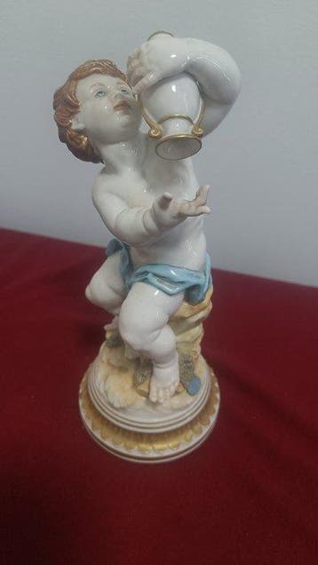 Algora - Figuur - Putto con ánfora - Porselein