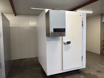 Koelcel 150 x 150 x 201 cm stekker klaar, Gebruikt, Koelen en Vriezen