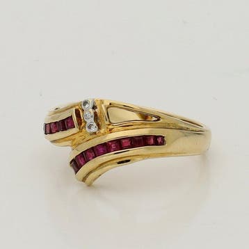 Bague - 18 carats Or jaune - Rubis, diamant