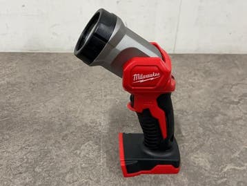 Veiling - Milwaukee werklamp body M18 TLED-0, Doe-het-zelf en Bouw, Nieuw