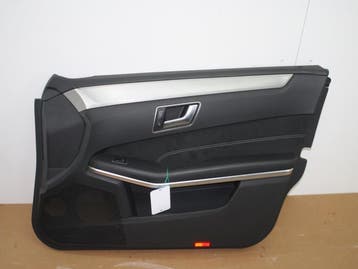 Portierbekleding 4Deurs rechts-voor Mercedes E-Klasse O76347