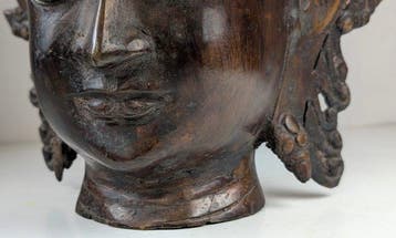 bronzen hoofd Bodhisattva Avalokitevara - Hoofd - Nepal