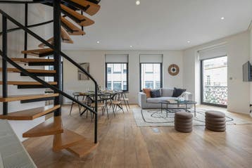 Appartement en Rue Van Artevelde, Brussels, 50 m² ou plus, Bruxelles