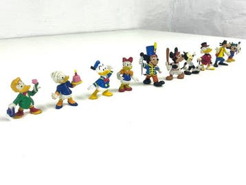 Donald Duck - 10 figures by Bullyland, Germany - 1985