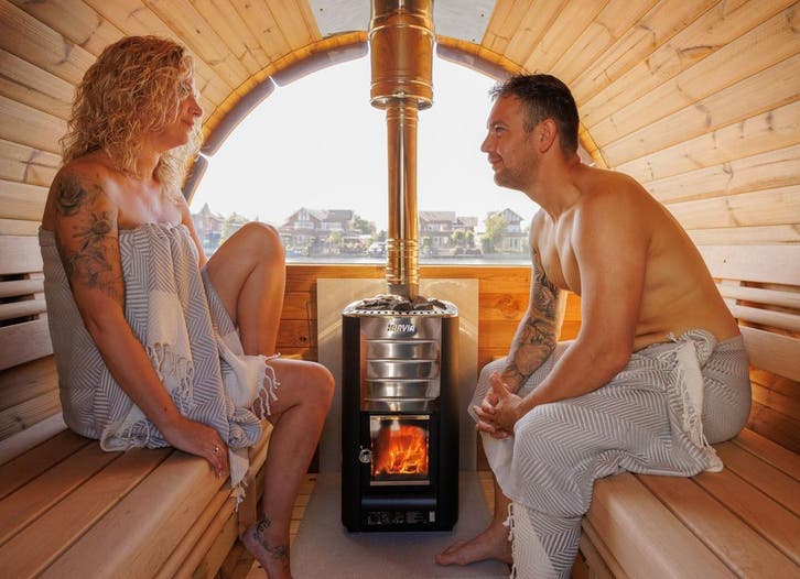 Barrel Sauna houtgestookt of electrische buitensauna, Sport en Fitness, Sauna, Fins of Traditioneel, Complete sauna, Nieuw, Ophalen of Verzenden