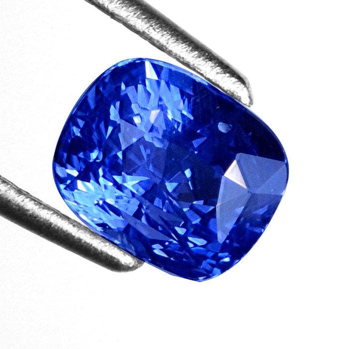 1 pcs Blauw Saffier - 2.06 ct - Lotus Gemology - NoHeat, Handtassen en Accessoires, Edelstenen
