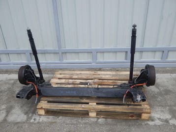 achterwielophangingsbalk Dacia Duster II, Verzenden, Gebruikt