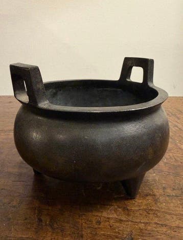 Qing-dynastie, 19e eeuw, bronzen driepotige wierookbrander, Antiek en Kunst