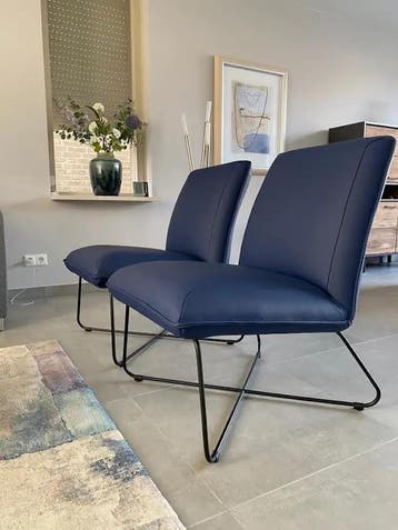 Set van 2 leren fauteuils zonder armleuning met kruisframe, Ophalen of Verzenden
