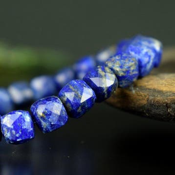 Lapis lazuli met pyriet - Grote natuurlijke parels – Hoge