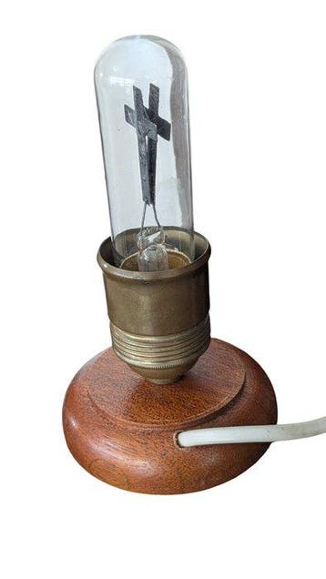 Religieuze tafellamp met kruisvormige gloeilamp - Hout -