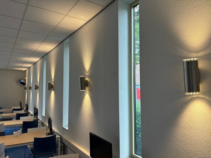 Bailey Led Par20 E27 Spot Dimmable 7W Ip65 - 145513, Bricolage & Construction, Éclairage de chantier, Envoi