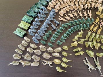 Themacollectie - Speelgoedsoldaten plastic, Nieuw
