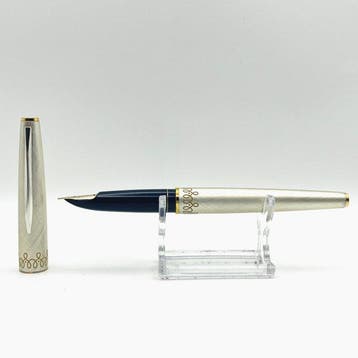 Pilot - Lady Arabesque Pattern - Sans prix de réserve -, Collections