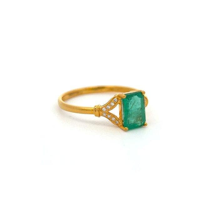 Ring - 14 karaat Geel goud - 1.04ct. tw. Smaragd - Diamant, Bijoux, Sacs & Beauté, Bagues