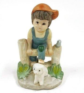 Vintage keramisch beeldje van jongen met hond,, Verzenden