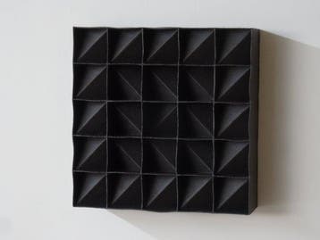 Hans Meeuwsen - Reliëf, 2026 - 51 zwart wandrelief - 125 mm