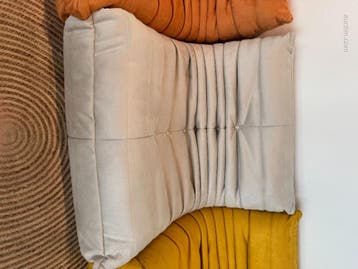 Design fauteuil TU12L-1, Huis en Inrichting, Nieuw