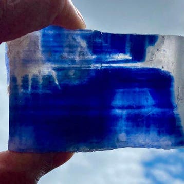 Topkwaliteit elektrisch blauwe Haliet old stock