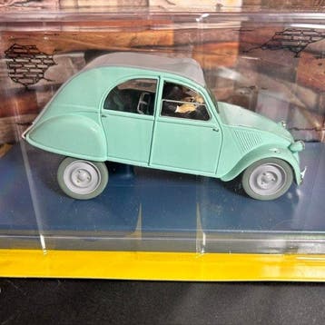 Editions Moulinsart Les voitures de Tintin 1/24 - Tintin -, Nieuw