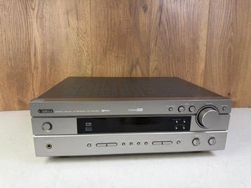 Yamaha - RX-V430RDS Solid state versterker