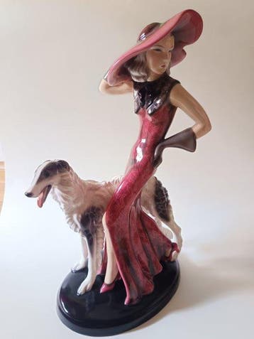 Goldscheider - Claire Weiss - Beeld, Masquerade (Dama con
