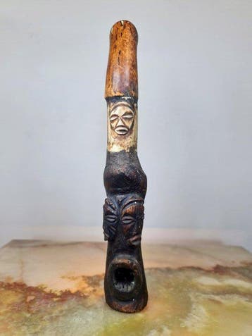 Pijp Lega en os, H: 30 cm - Lega - Zuid-Afrika (Zonder