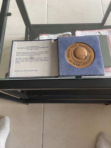 Nederland. Medal Far Eastern Flights – KLM 50 Years (Zonder